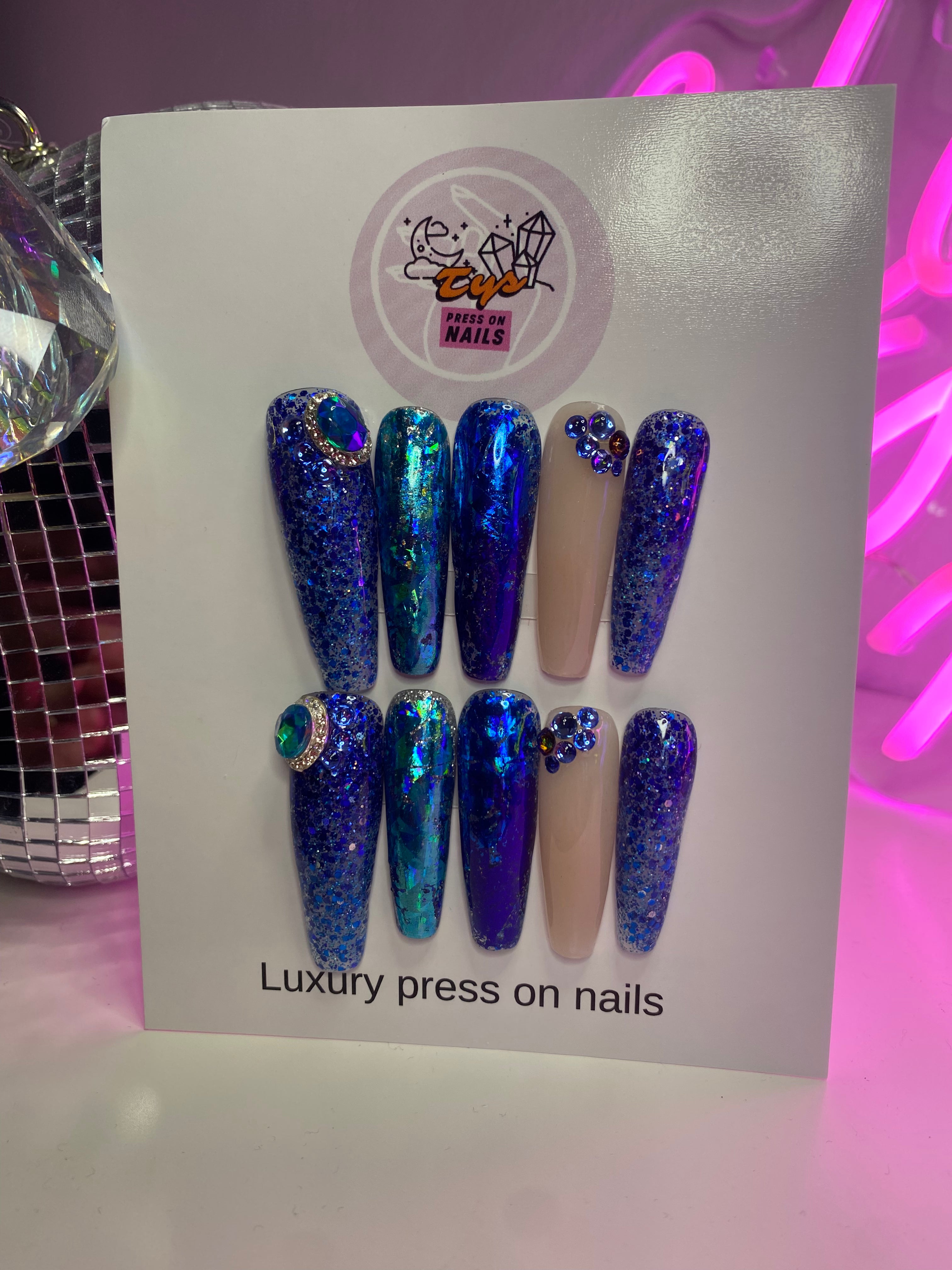 Vivs Blue Nails - DragRace